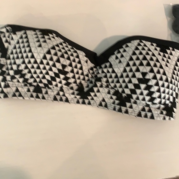 NWT Athena Mystique Underwire Mid-Kini Bikini Top - Picture 3 of 6